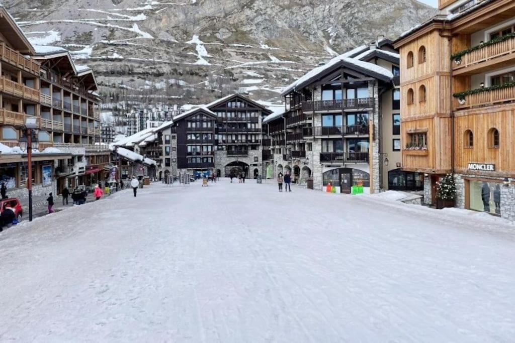 Central 3 Bedroom Chalet With Balcony Val-dʼIsère 외부 사진