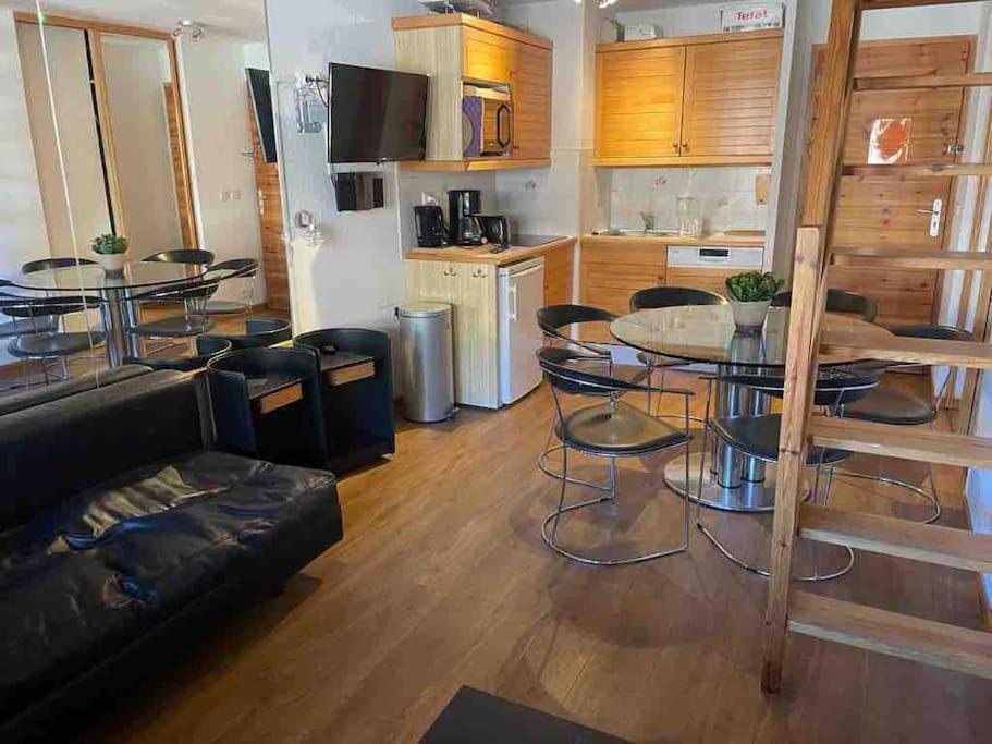 Central 3 Bedroom Chalet With Balcony Val-dʼIsère 외부 사진